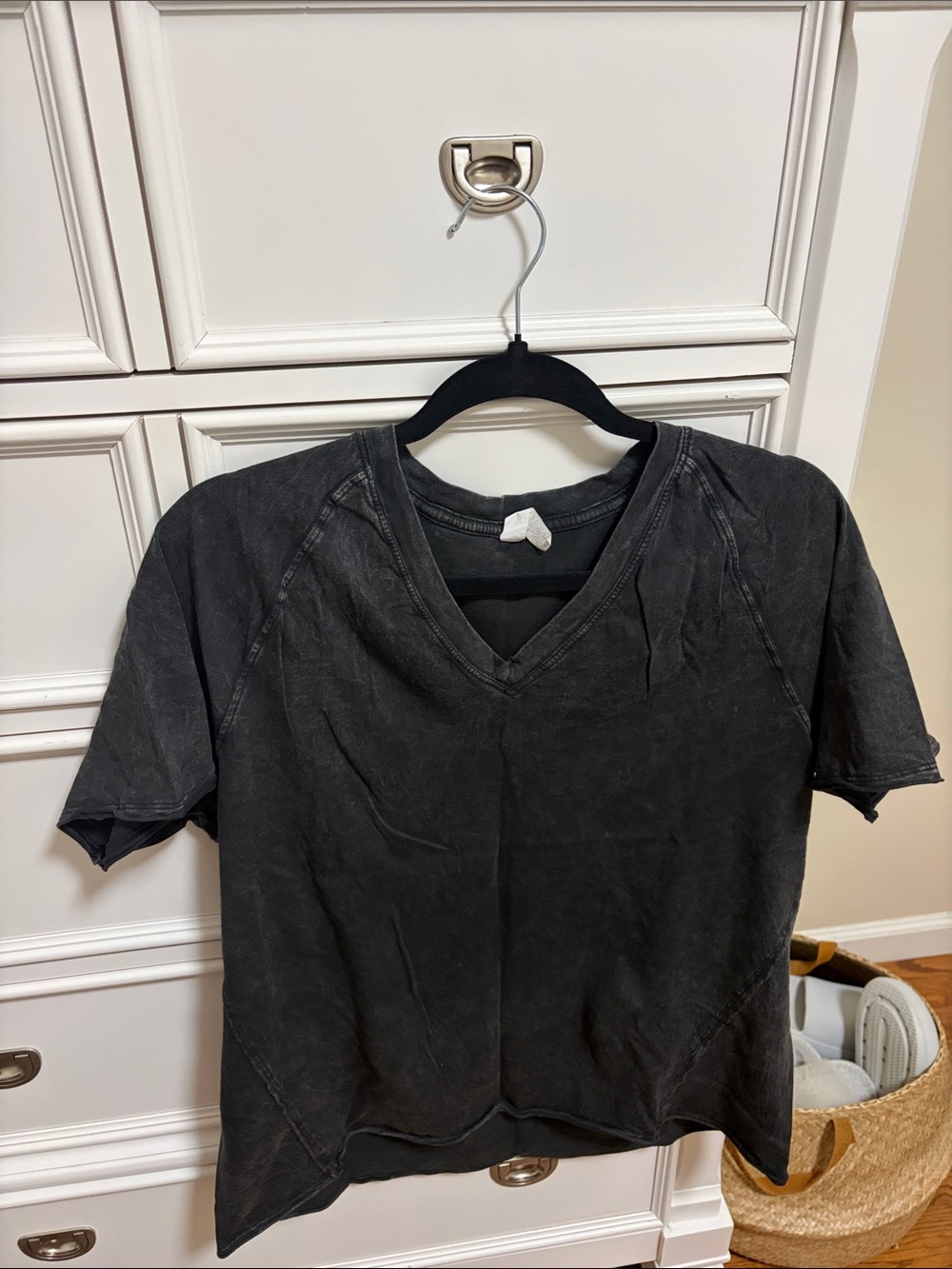 Zella Washed Charcoal V-Neck Tee